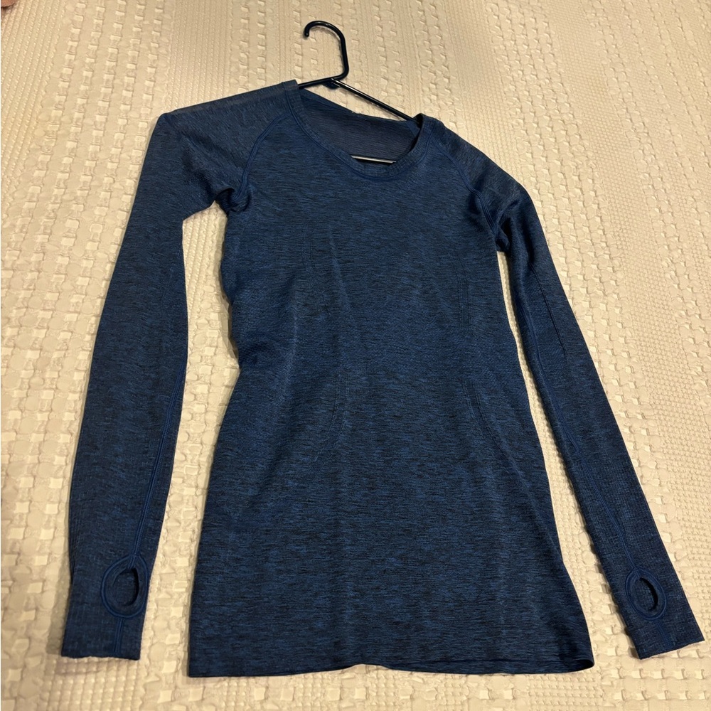 Lululemon Long Sleeve Swiftly size 6